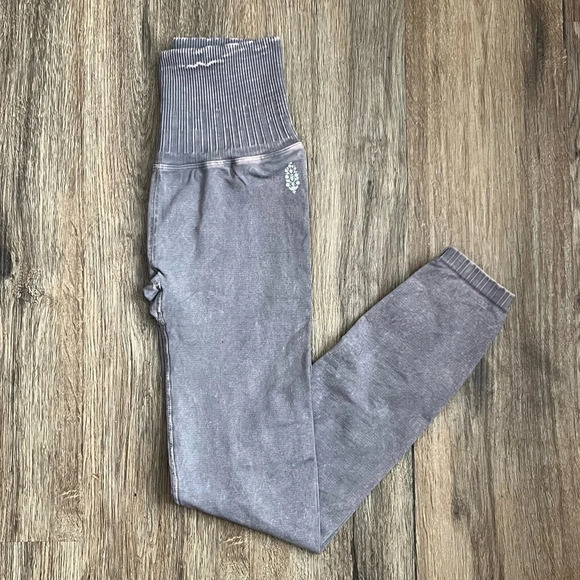FP Movement Good Karma 7/8 Leggings-Gray-Womens XS/S-NEW-NWOT-Activewear-Casual - Picture 1 of 5
